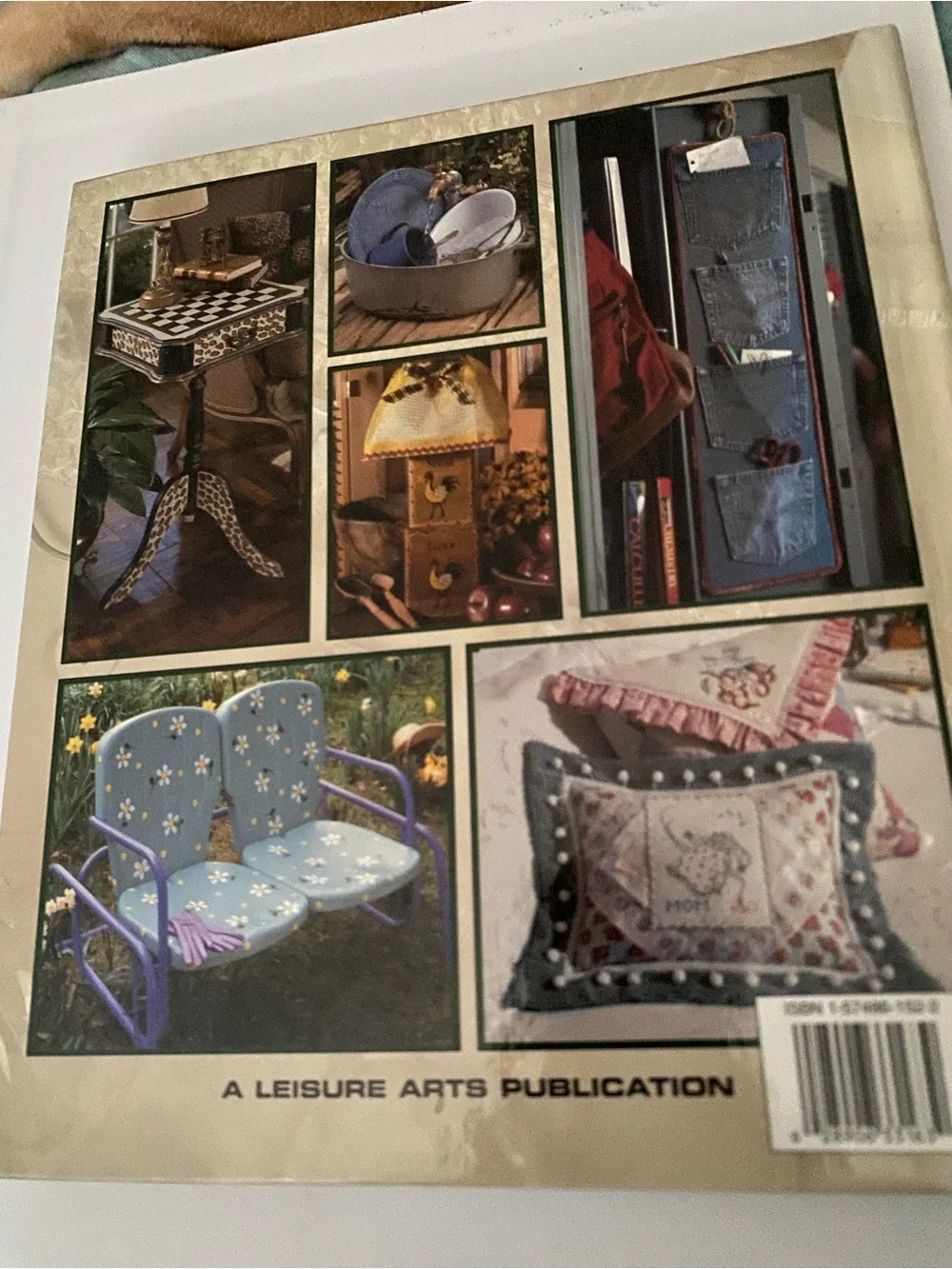 Source Unknown Trash to Treasure Craft Book - Green, Cream, Pink, Red